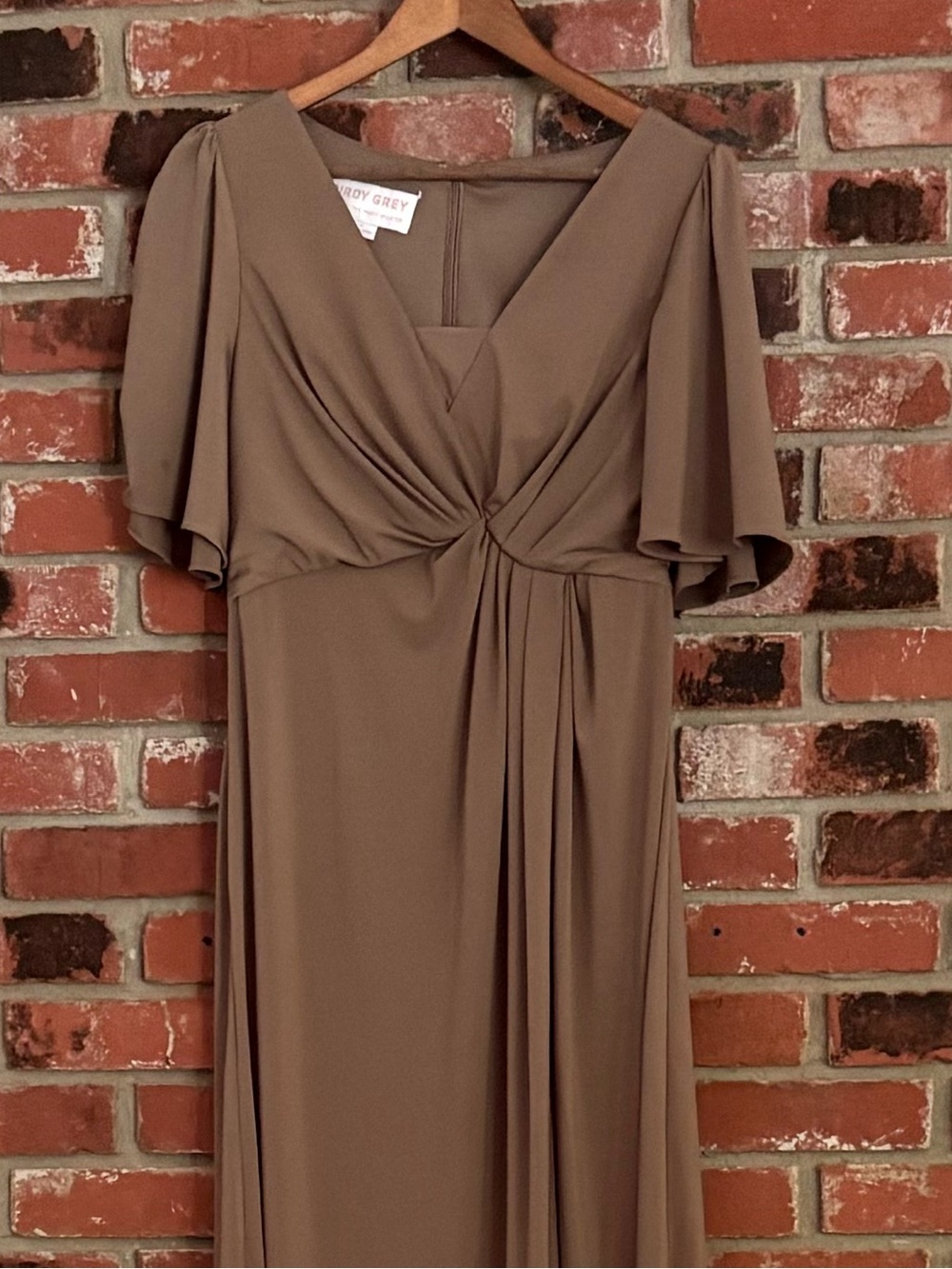 Birdy Grey
Fatima Mocha Luxe Knit
Bridesmaid Formal Dress Sz M - Picture 5 of 10
